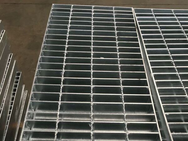 鍍鋅鋼格板規格型號G253/30/100多少錢每平米/價格