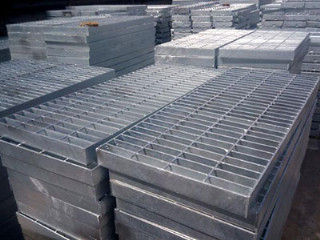 鋼格柵蓋板有什么應(yīng)用優(yōu)勢(shì)？「泰江鋼格板」