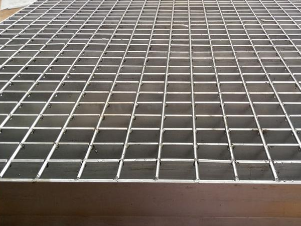 不銹鋼鋼格板規(guī)格 不銹鋼鋼格板規(guī)格